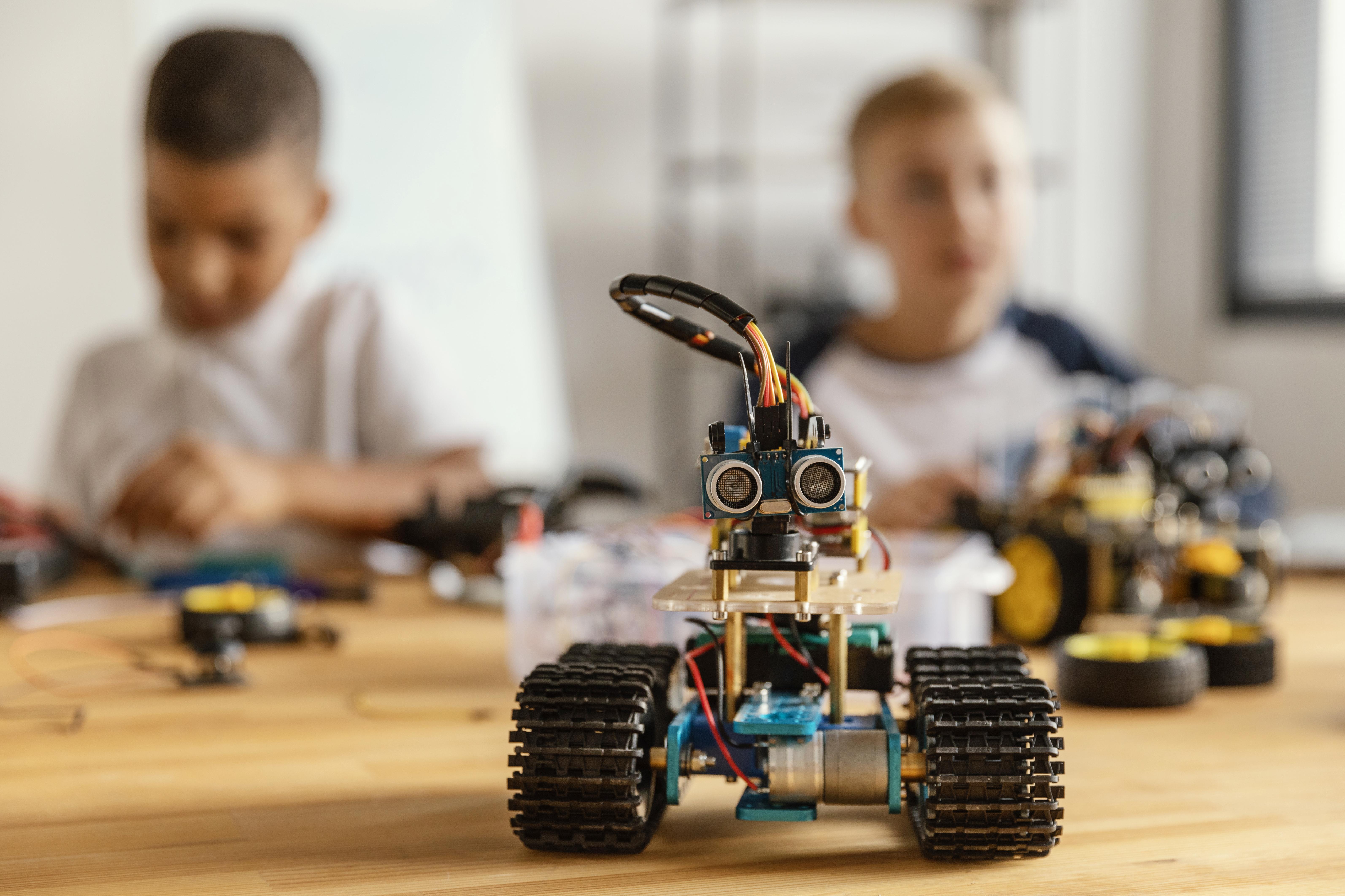 Robotics camps in Brentwood