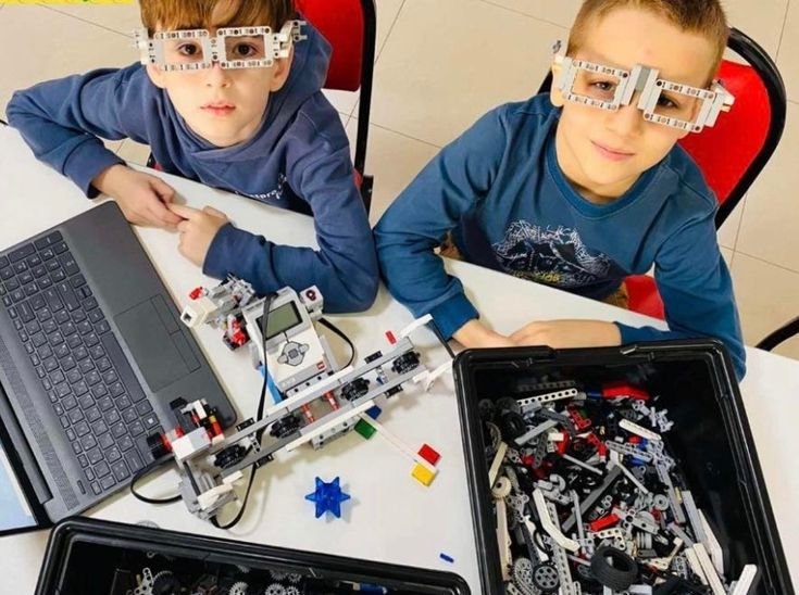 Robotix Institute Summer Camps - Where Fun Meets Learning